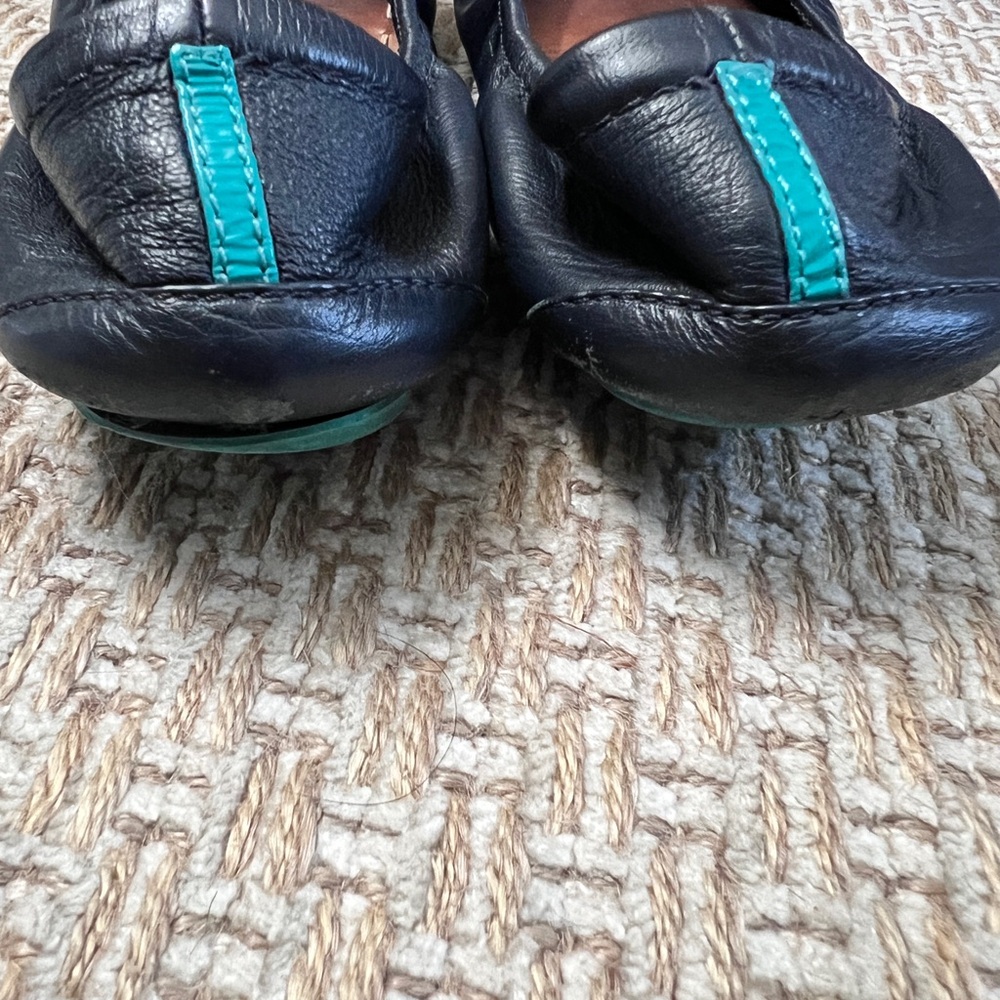 Tieks, California Navy, Size 7 - Picture 4 of 7